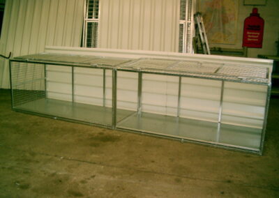 Gasflaschenlagerbox abschließbar, Edelstahlgitter, offen