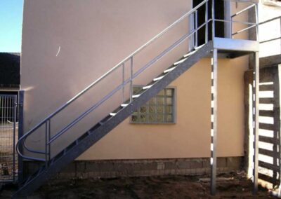 Edelstahltreppe Industriebetrieb Außenanlage